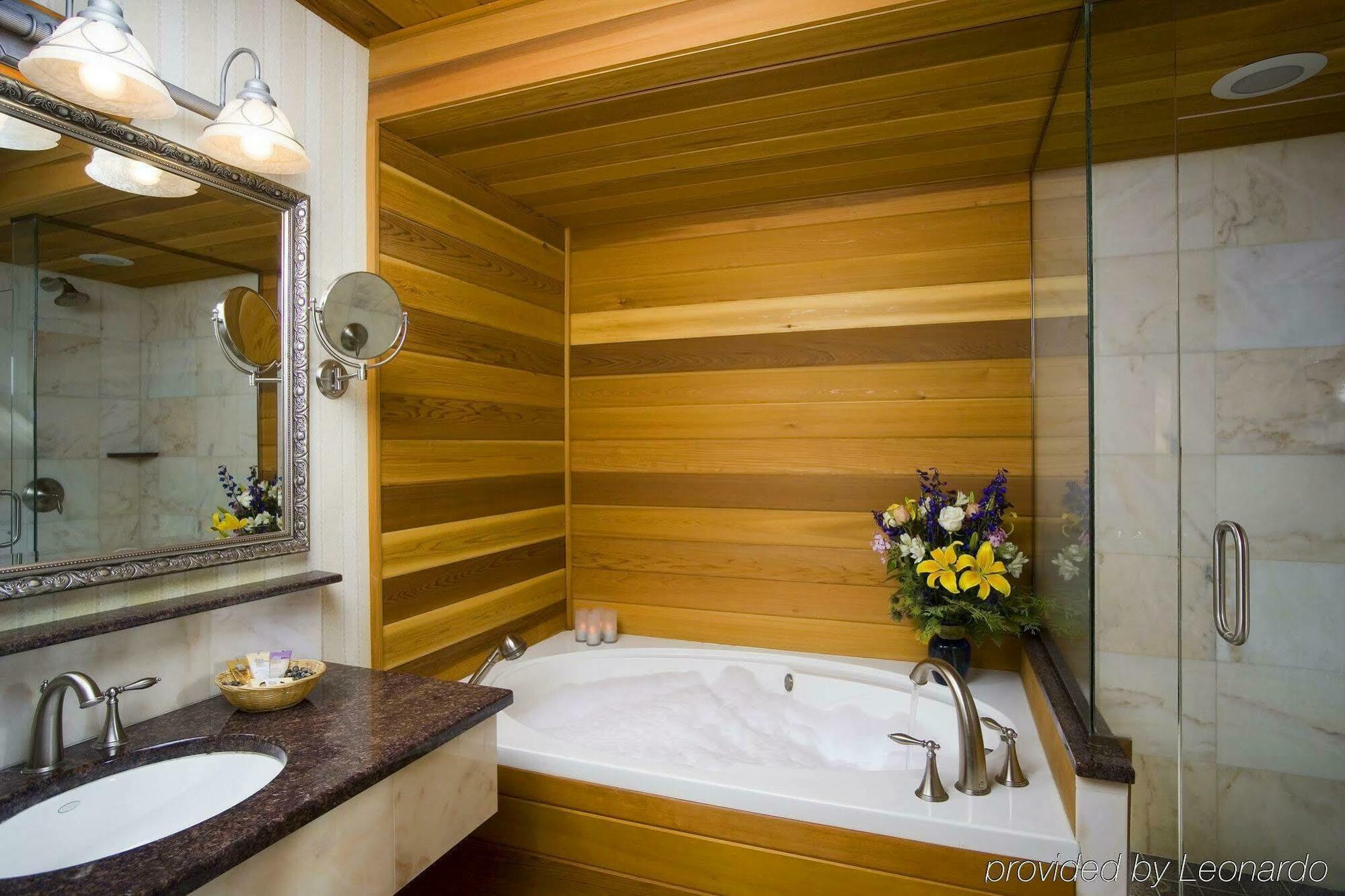 Golden Arrow Lakeside Resort Lake Placid Oda fotoğraf